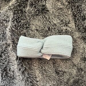 Time and Tru Soft Gray Ribbed Headband